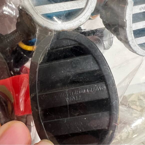 Fisher Price Rescue Heros Vintage Lot with Rescue Pets Accesories Backpacks etc - Picture 14 of 14